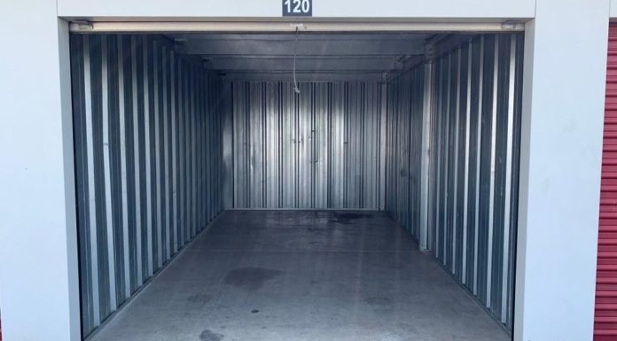 while choosing a storage facility